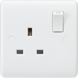 Knightsbridge Curved Edge 13A Switched Socket