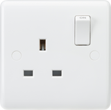 Knightsbridge Curved Edge 13A Switched Socket