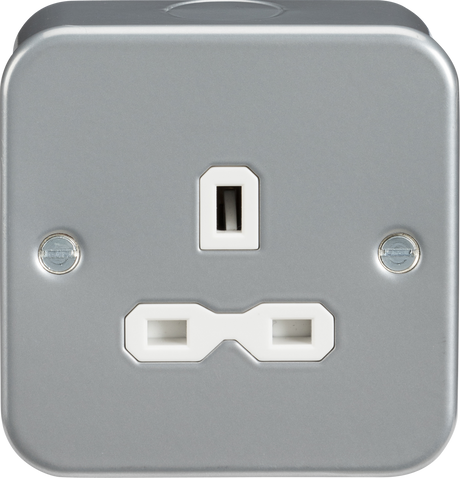 Metal Clad 13A 1G Unswitched Socket - Durable Powder Coated Surface