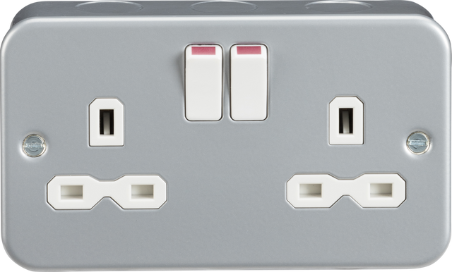 Knightsbridge Metal Clad 13A 2G DP Switched Socket - Grey
