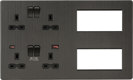 Knightsbridge Multimedia Combo Plate with Dual USB Ports